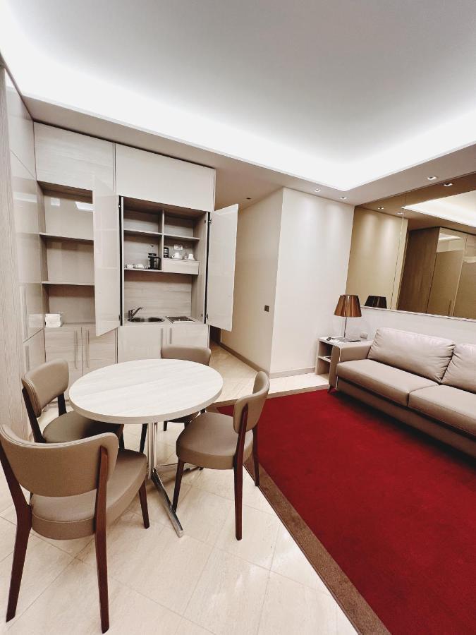 Harry'S Bar Trevi Luxury Apartments - Mignanelli 로마 외부 사진